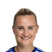 Nikola Karczewska